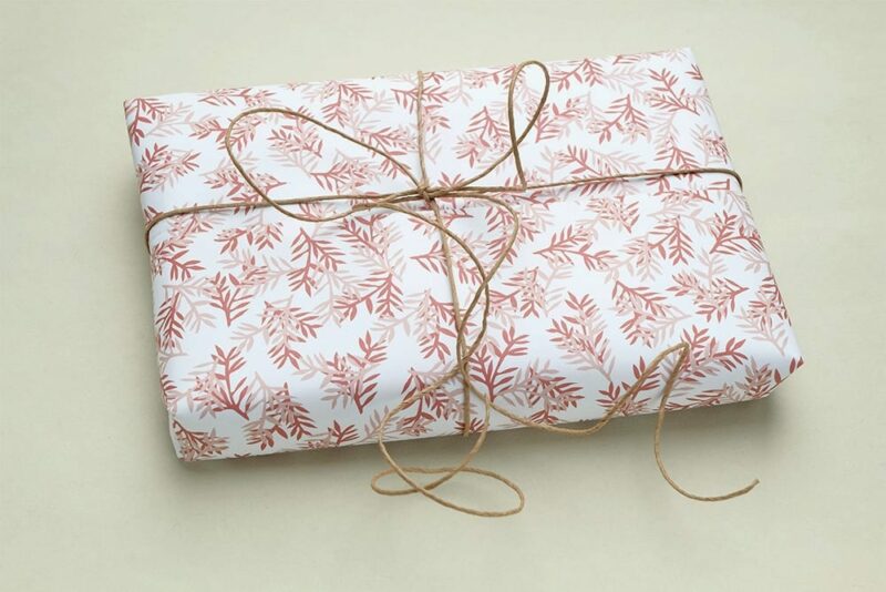 Florales Geschenkpapier Konifere rosé | floral wrapping papier | STUDIO KARAMELO