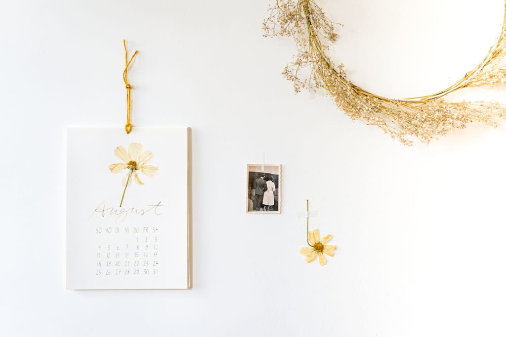 DIY Kalender mit gepressten Blumen | Anleitung zum Basteln & Vorlage zum Runterladen