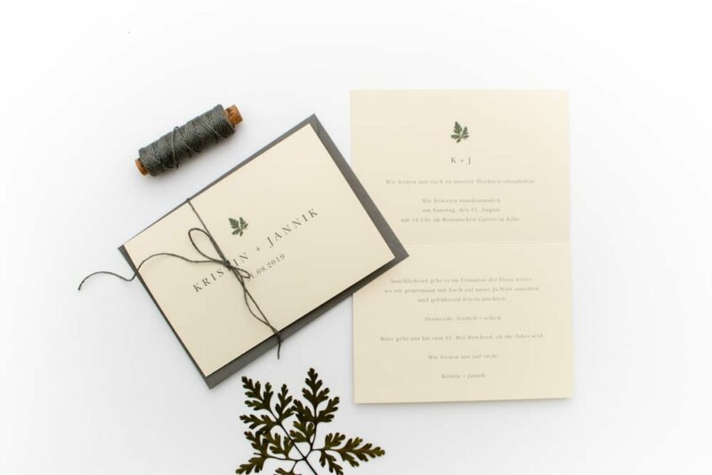 Hochzeitseinladung – Green Wedding, umweltfreundliche Hochzeitspapeterie, Recyclingpapier, minimal, schlicht | STUDIO KARAMELO