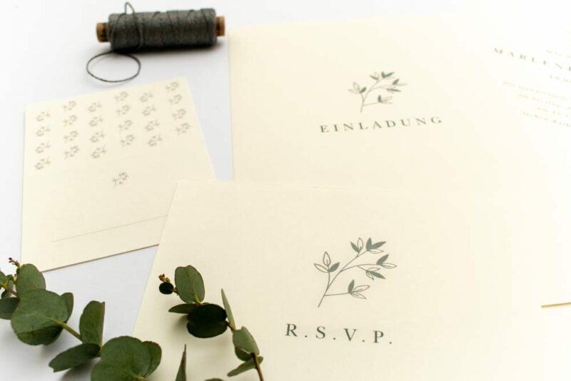 Florale Hochzeitseinladung JASMIN – Hochzeitspapeterie Recyclingpapier
